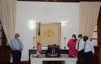 President Ramkalawan Assents to the Physical Planning Bill, 2021 and the Seychelles Infrastructure Agency Bill, 2021