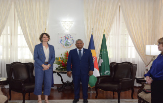 The High Commissioner of Australia to Seychelles bids farewell to President Ramkalawan at State House