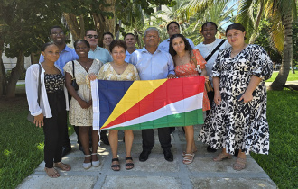 President Ramkalawan engages with Seychellois Medical Students in Cuba