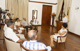 President Faure pay homage to the late Constable Bérard Jeannie